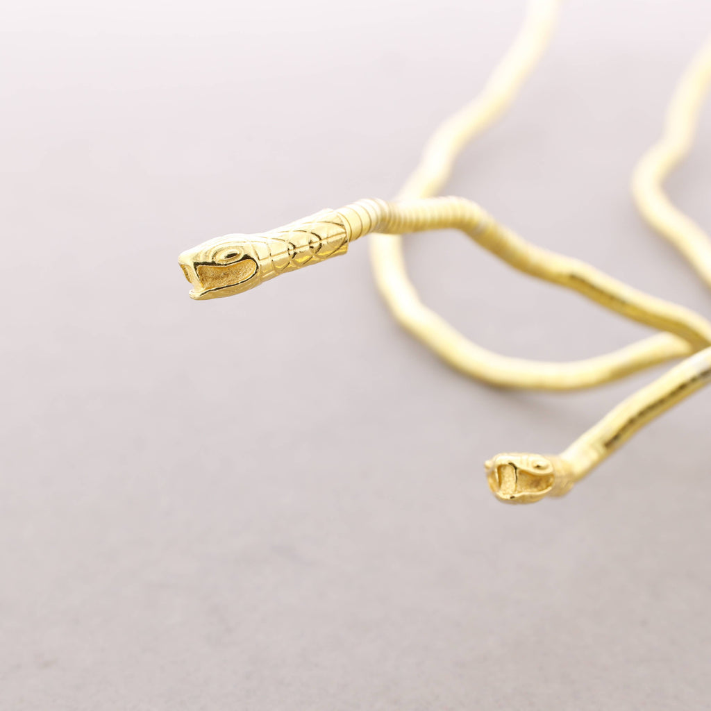 Collar Abierto Flexible Serpiente Metal: Dorado