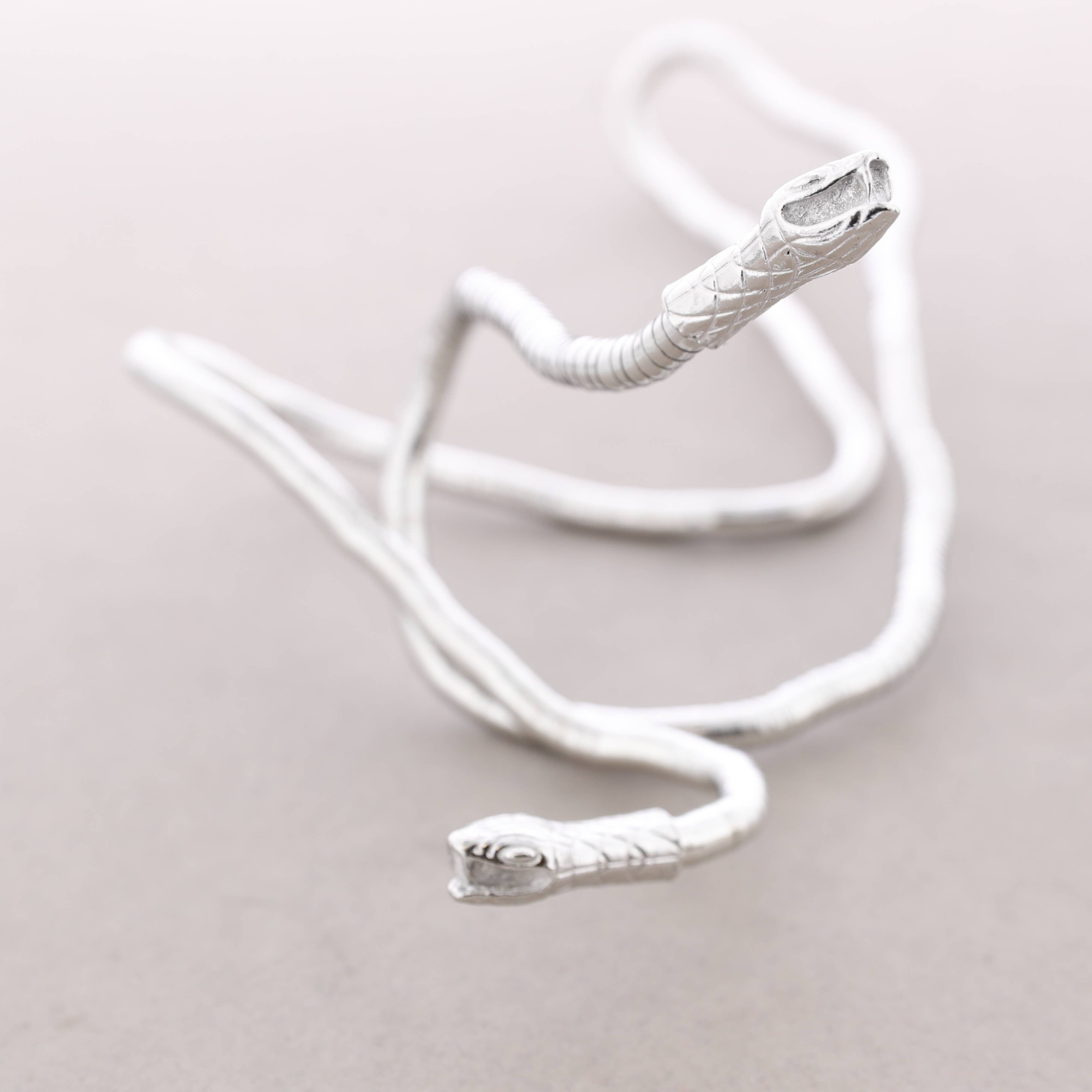 Collar Abierto Flexible Serpiente Metal: Dorado