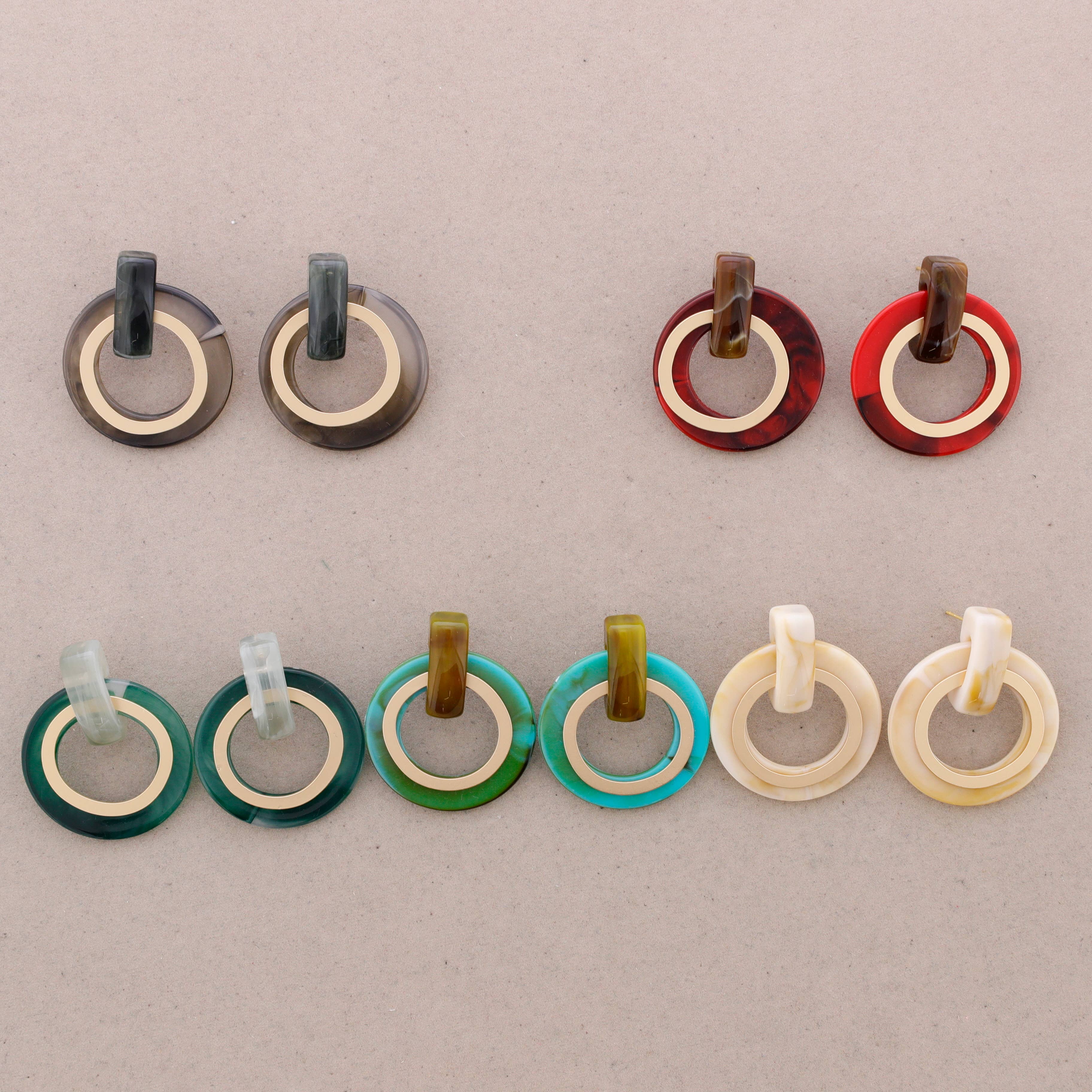 Pendientes Cuentas Resina Anilla Metal: Gris